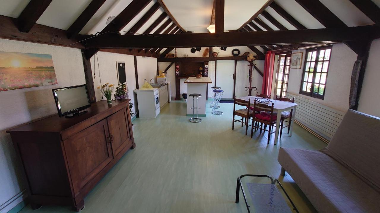 Villa Le Marly'S Wasigny Esterno foto