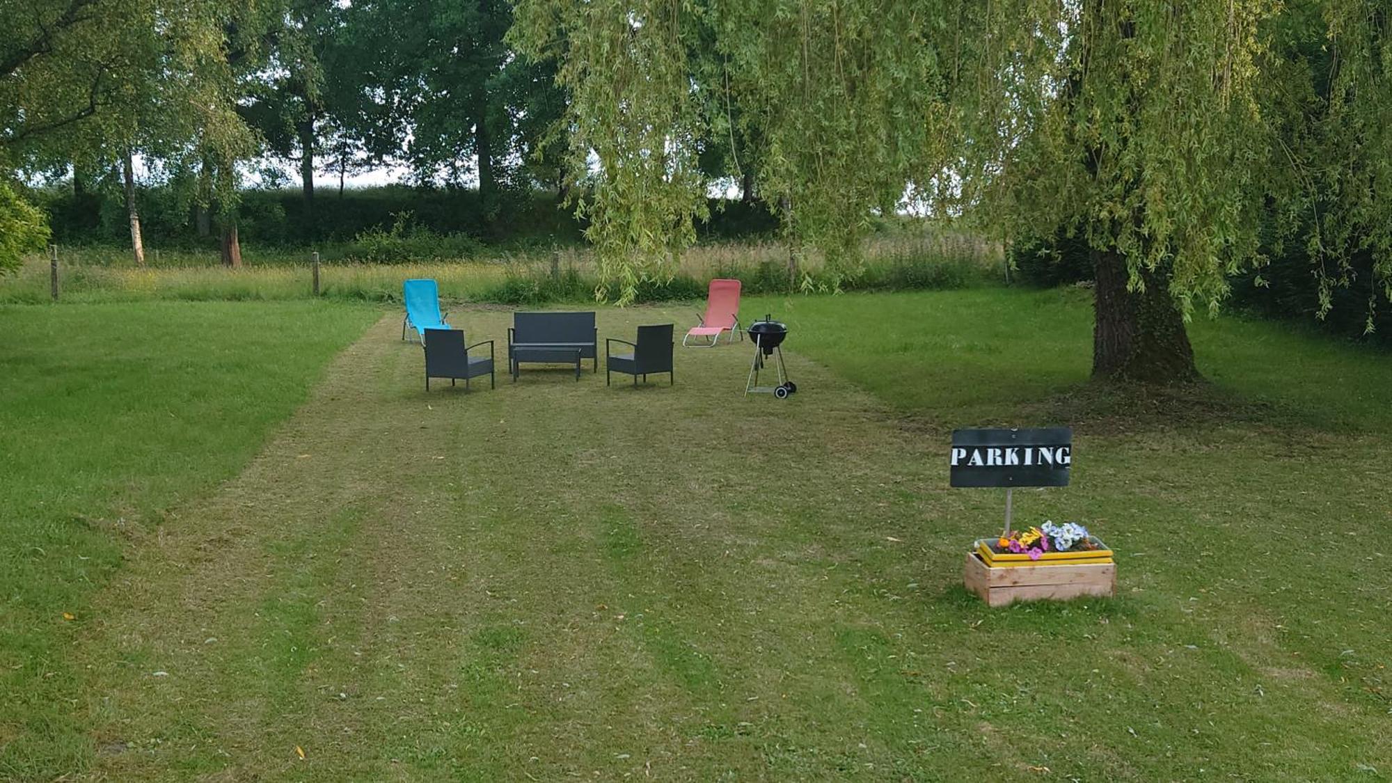 Villa Le Marly'S Wasigny Esterno foto